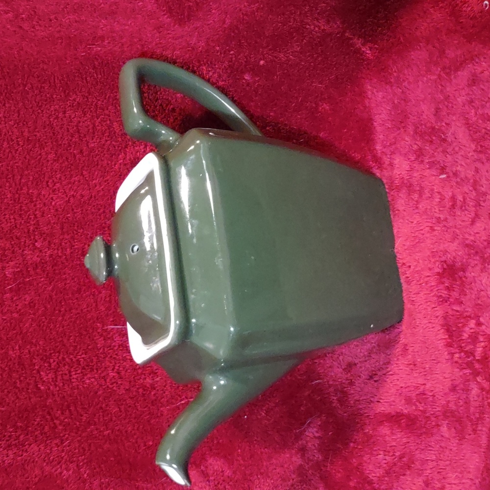 Hall vintage tea pot